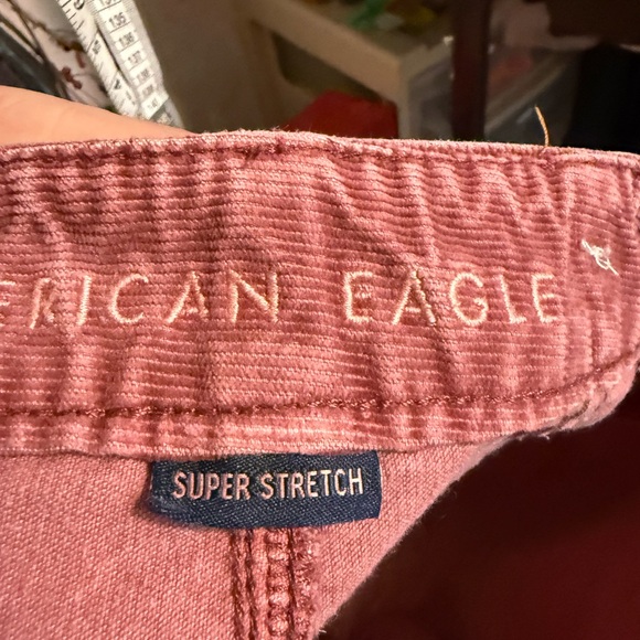 American Eagle Skirt Size 4 Hi-Rise A-Line Super Stretch Burgundy Corduroy - Picture 6 of 8